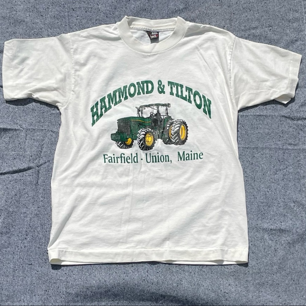 vintage maine tractor graphic t-shirt